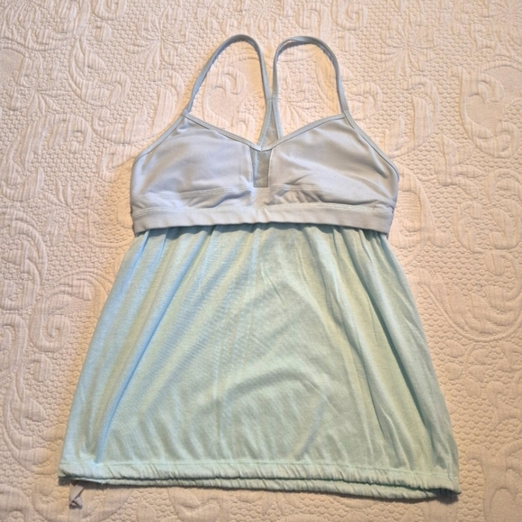 Alo Yoga women's tank no tag xxs-s light blue padded guc - Picture 1 of 4